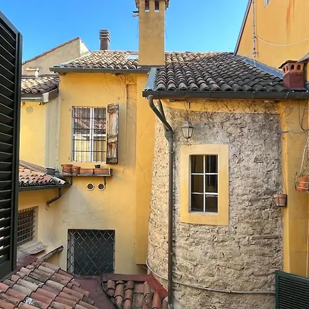Apartment Penthouse G Reni *